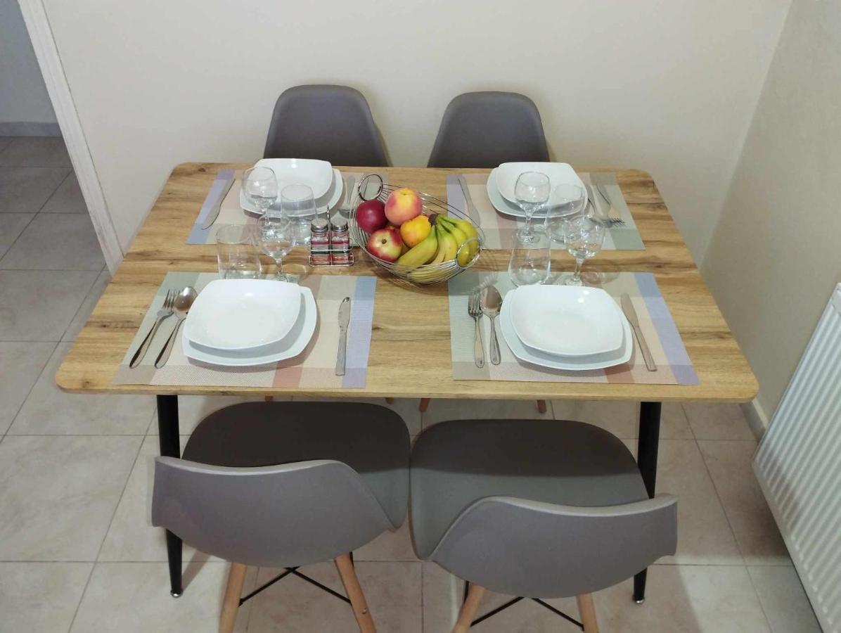 Istamos Apartment Stamni Extérieur photo